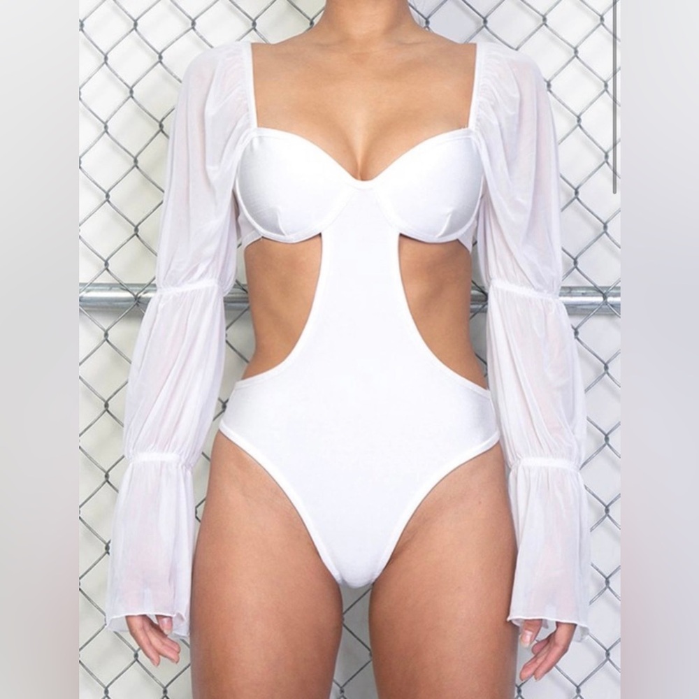 Sarella bodysuit
